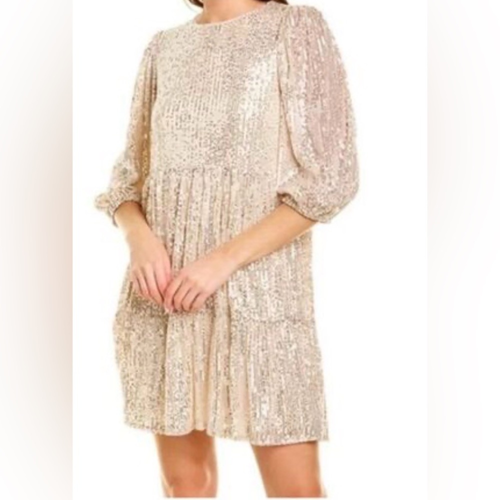 NWT JULIA JORDAN Womens Beige Sparkly dress !